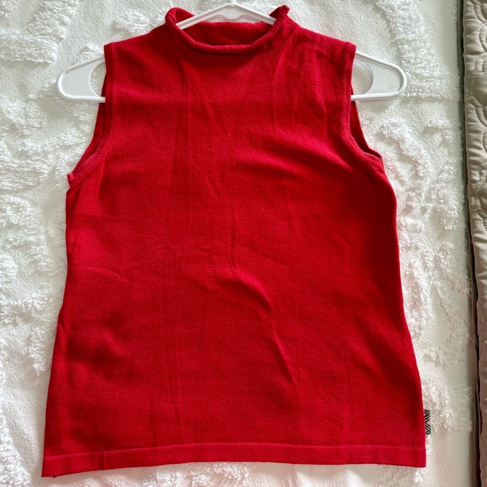 Burberry Sleeveless Red Sweater size S